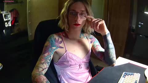 Julia online show from 03.04.25