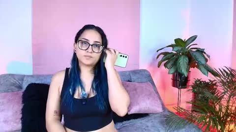 Jules and Gia online show from 11.15.25