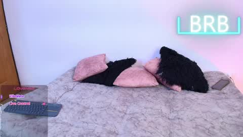 Jules and Gia online show from 03.31.26