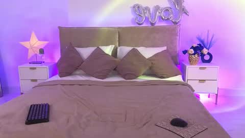 Jules Nightt online show from 03.12.26