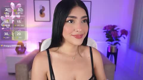 Snapshot of julesbennet chatting on 09.09.25 Jules Bennett online show from 09.09.25