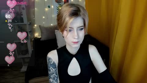 Snapshot of julescrown chatting on 12.20.24 Jules online show from 12.20.24