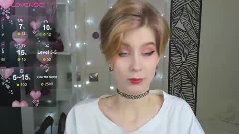 Snapshot of julescrown chatting on 12.26.24 Jules online show from 12.26.24