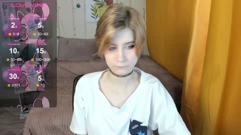 Snapshot of julescrown chatting on 01.10.25 Jules online show from 01.10.25