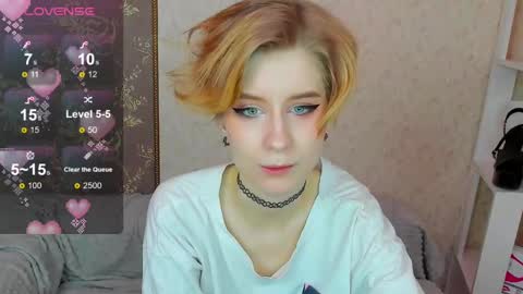 Snapshot of julescrown chatting on 01.26.25 Jules online show from 01.26.25