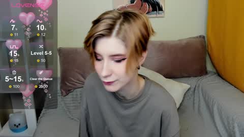 Snapshot of julescrown chatting on 01.30.25 Jules online show from 01.30.25