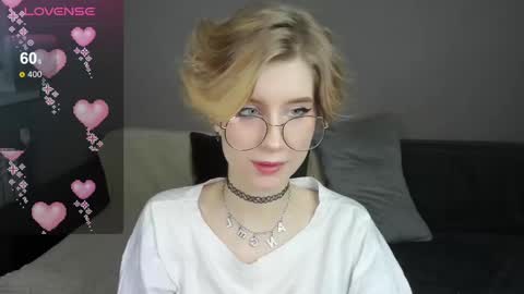 Snapshot of julescrown chatting on 02.22.25 Jules online show from 02.22.25