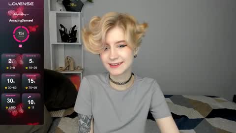 Snapshot of julescrown chatting on 09.14.25 Jules online show from 09.14.25