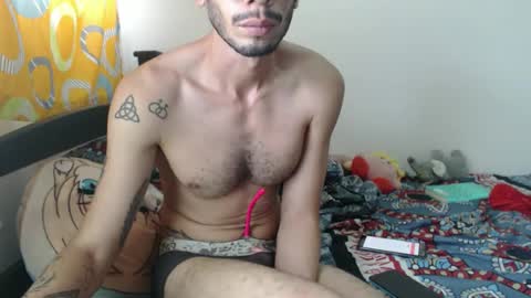 Snapshot of julfigo chatting on 02.25.26 Julfigo online show from 02.25.26