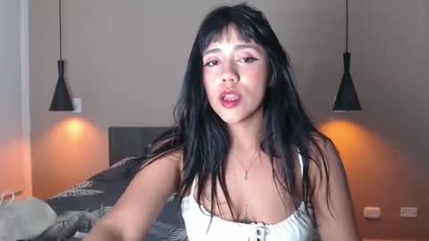 Snapshot of juli_love11 chatting on 12.17.25 JULIETA online show from 12.17.25