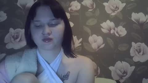 Snapshot of julia1605 chatting on 02.22.26 julia1605 online show from 02.22.26