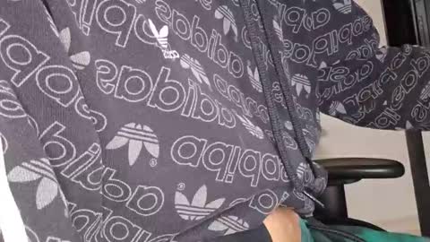 Snapshot of julia_official chatting on 09.29.25 julia_official online show from 09.29.25