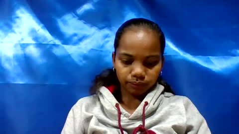 Snapshot of juliah02 chatting on 06.15.26 juliah02 online show from 06.15.26