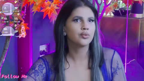 Snapshot of juliaharveyy chatting on 09.16.25 Julia online show from 09.16.25