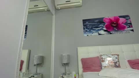 JuliaHunt online show from 03.07.25