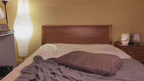 julian_cassablanca online show from 01.23.25