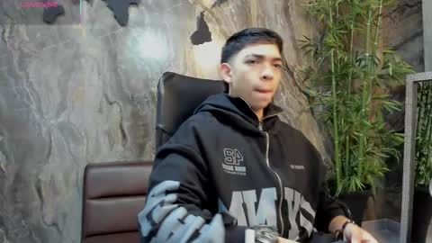 JULIAN  online show from 02.13.26