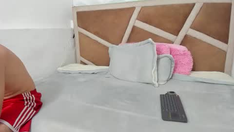 julian online show from 11.26.25