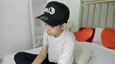 Julian online show from 02.07.26