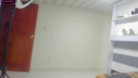 Juliana  01 online show from 12.19.25