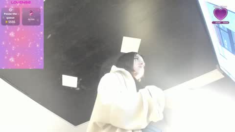 juliana_js_ online show from 10.04.25