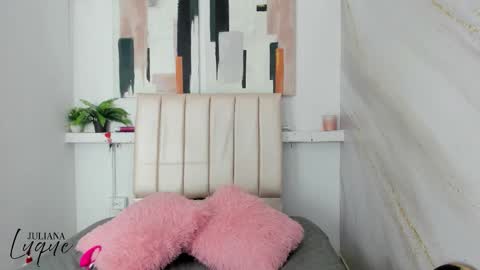 Juli  online show from 11.27.25