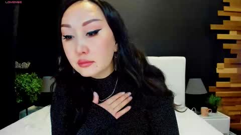 Julianna online show from 10.26.25