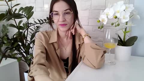 Snapshot of juliaorgasm chatting on 02.03.26 Julia online show from 02.03.26