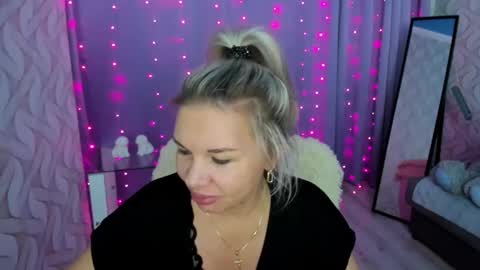 Julia online show from 12.20.24