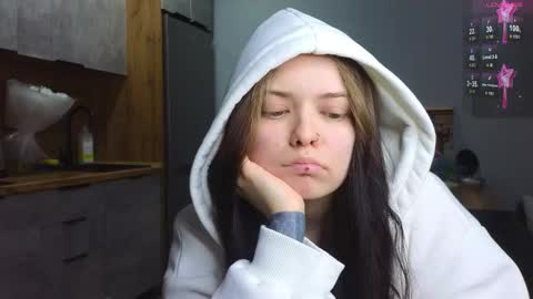 Snapshot of julidropp chatting on 01.12.25 julidropp online show from 01.12.25