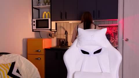 julidropp online show from 12.03.25