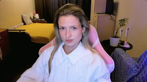Julie online show from 08.09.26