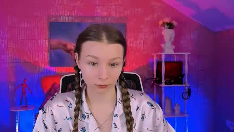 juliedaniel online show from 11.24.25