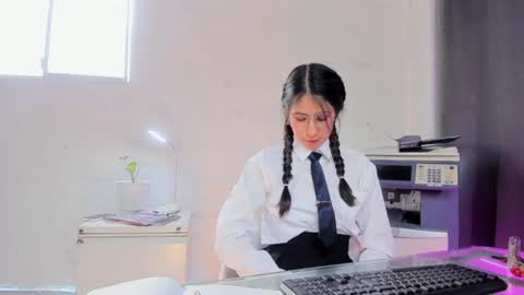 juliee_ross online show from 06.24.26