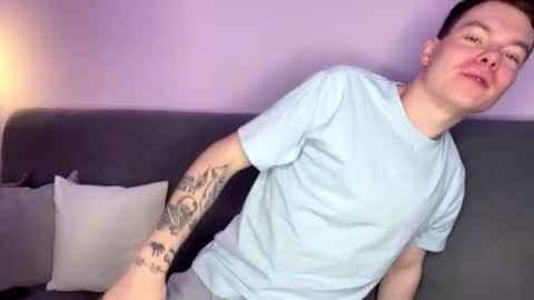 Julie and Thomas online show from 09.20.25