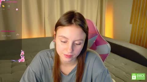 julieqt online show from 12.05.25