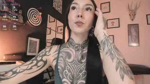 Snapshot of juliet_sourire chatting on 07.20.26 juliet_sourire online show from 07.20.26