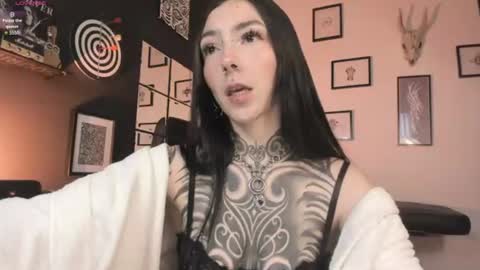 Snapshot of juliet_sourire chatting on 07.23.26 juliet_sourire online show from 07.23.26