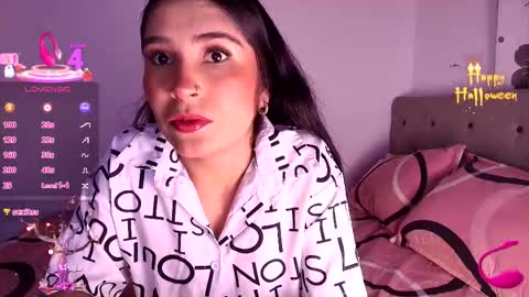 Julieta4 online show from 10.11.25