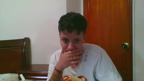 Snapshot of julieta969028 chatting on 04.14.26 Nati online show from 04.14.26