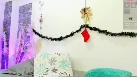 Snapshot of julieta_333 chatting on 01.06.25 julieta_333 online show from 01.06.25