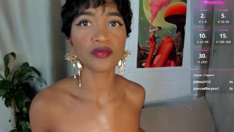 Snapshot of julieta__cooper chatting on 01.17.26 Juli online show from 01.17.26