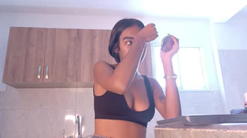 Juli online show from 03.05.26