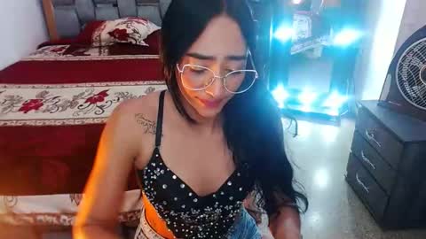 julieta art1 online show from 02.24.25