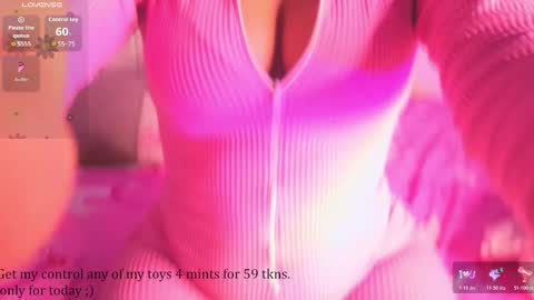 Julieta  IG juietaflower06 online show from 02.28.26