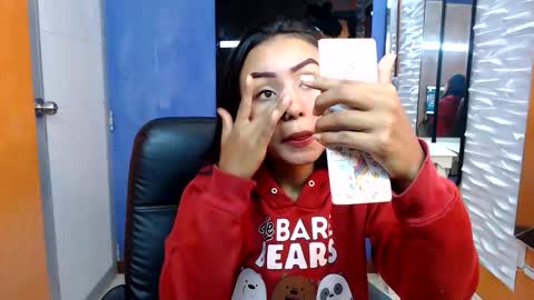 julieta_fn online show from 12.05.25