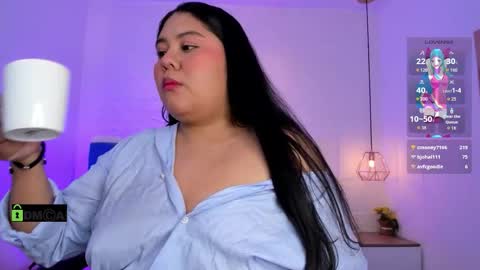 Snapshot of julieta_miller01 chatting on 11.29.25 Julieta Mille online show from 11.29.25