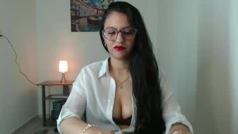 Snapshot of julieta_r0ssi chatting on 12.14.25 Julieta r0ssi online show from 12.14.25