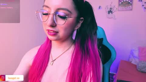 Snapshot of julieta_shelby chatting on 10.20.25 Julieta Independent model online show from 10.20.25