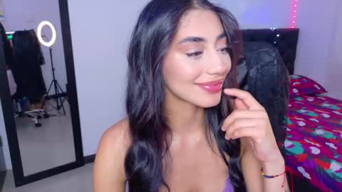 Julieta online show from 12.04.25